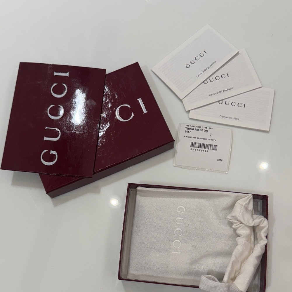 Gucci Green GG card case - NWT - Picture 4 of 10